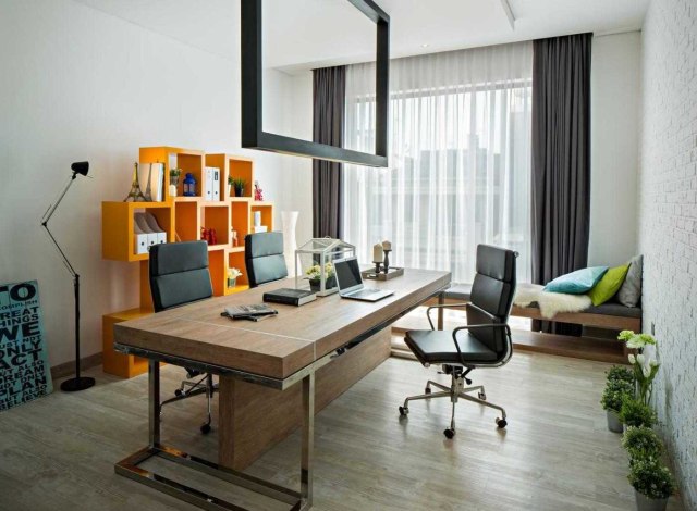 Meja Kantor untuk ruangan Direksi atau Manajer