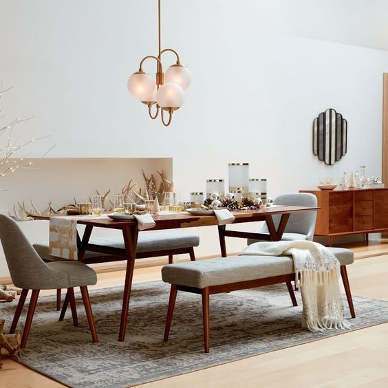 Meja makan modern dengan kursi memanjang